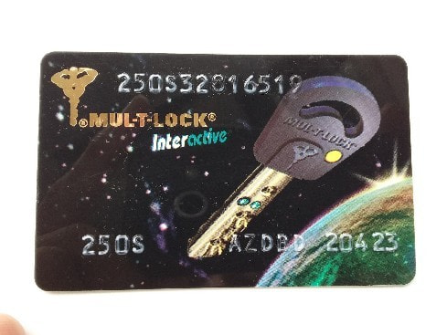 ﾏﾙﾃｨﾛｯｸｶｰﾄﾞ
